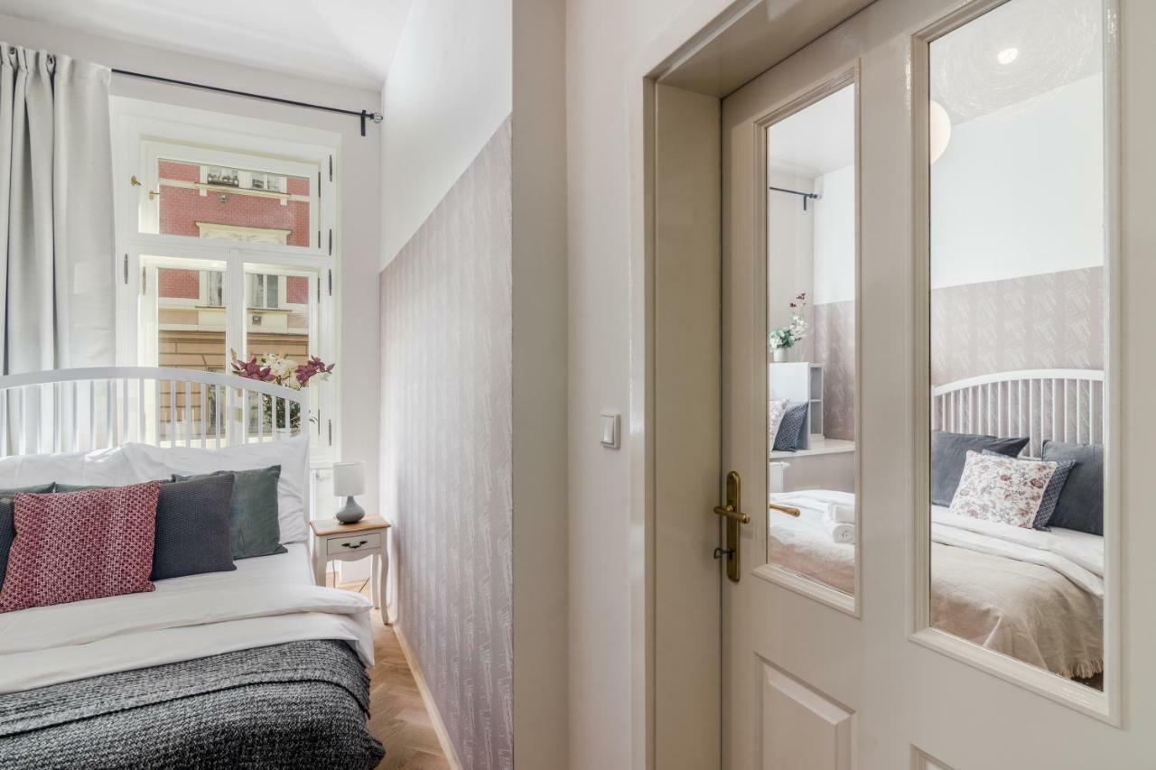 City Centre Apartment Prague By Michal&Friends Buitenkant foto